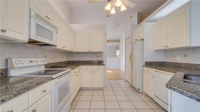 9210 Lalique LN # 1404, Fort Myers, FL 33919