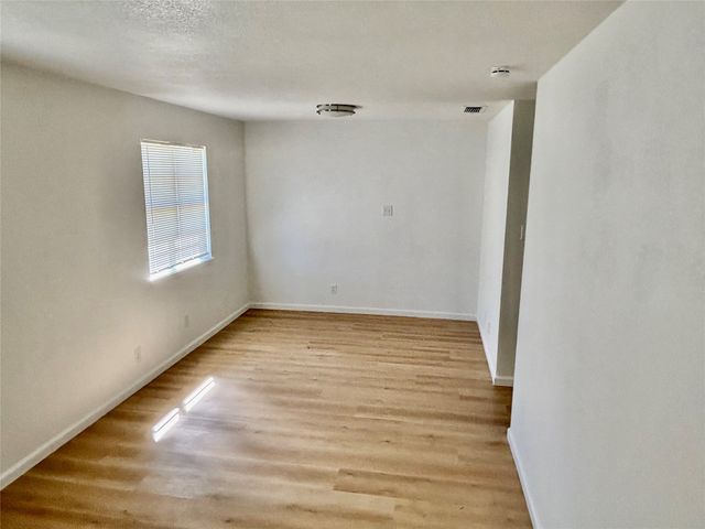 607 Baylor Street, Nocona, TX 76255