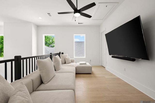 4974 Parkside Way, Gonzales, LA 70737