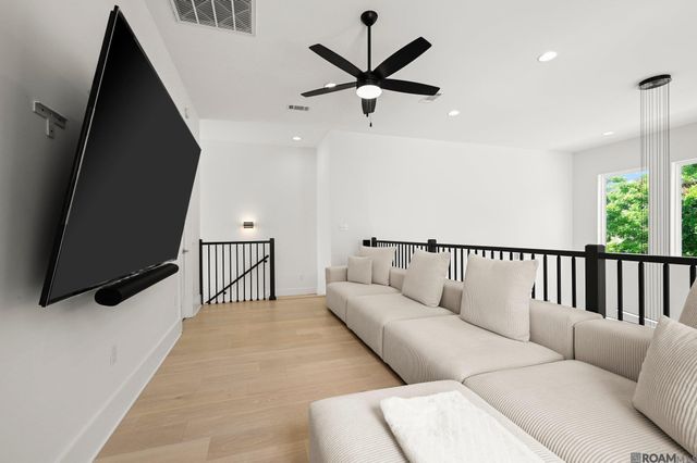 4974 Parkside Way, Gonzales, LA 70737