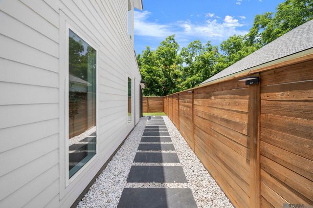 4974 Parkside Way, Gonzales, LA 70737