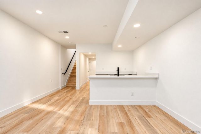 800 Dahlia Street, Denver, CO 80220
