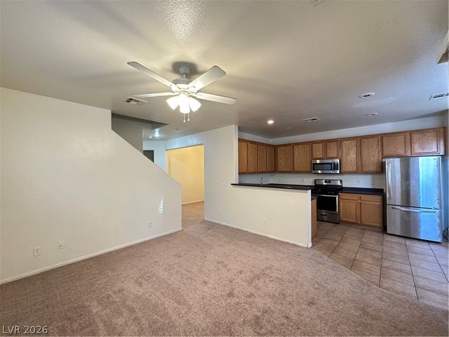 9302 VISTA WATERS Lane, Las Vegas, NV 89178