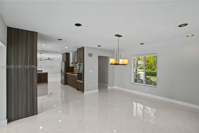 15305 SW 78th Ct, Palmetto Bay, FL 33157