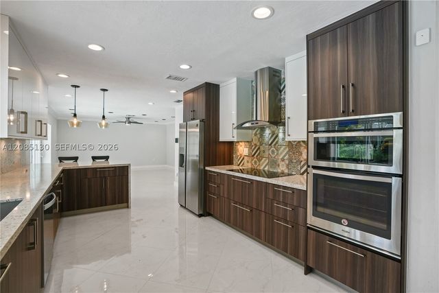 15305 SW 78th Ct, Palmetto Bay, FL 33157