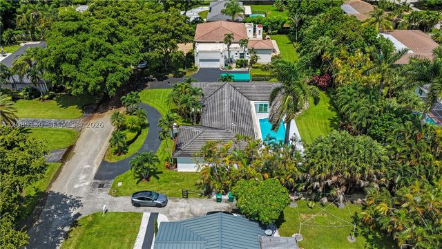 15305 SW 78th Ct, Palmetto Bay, FL 33157
