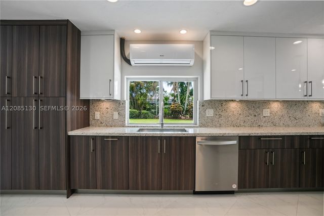 15305 SW 78th Ct, Palmetto Bay, FL 33157