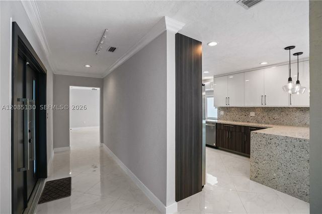 15305 SW 78th Ct, Palmetto Bay, FL 33157