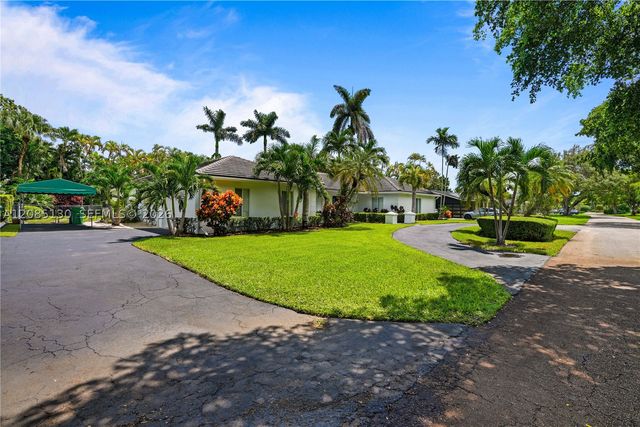 15305 SW 78th Ct, Palmetto Bay, FL 33157