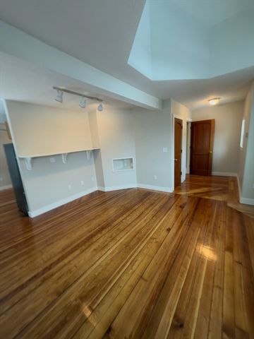 43 Sherman St 2, Foxboro, MA 02035