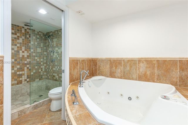 3500 Mystic Pointe Dr 3702, Aventura, FL 33180