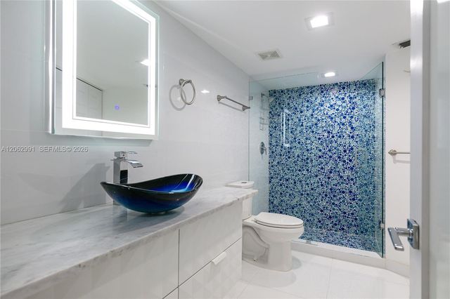 3500 Mystic Pointe Dr 3702, Aventura, FL 33180
