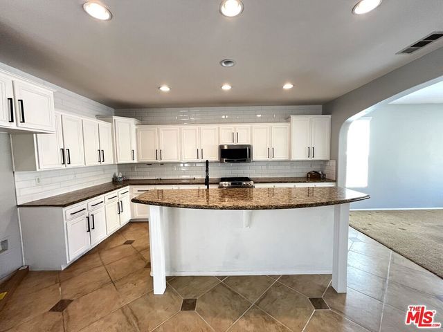 28327 Rocky Cove Drive, Menifee, CA 92585