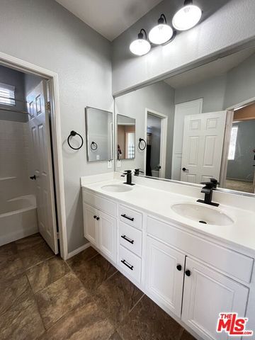 28327 Rocky Cove Drive, Menifee, CA 92585