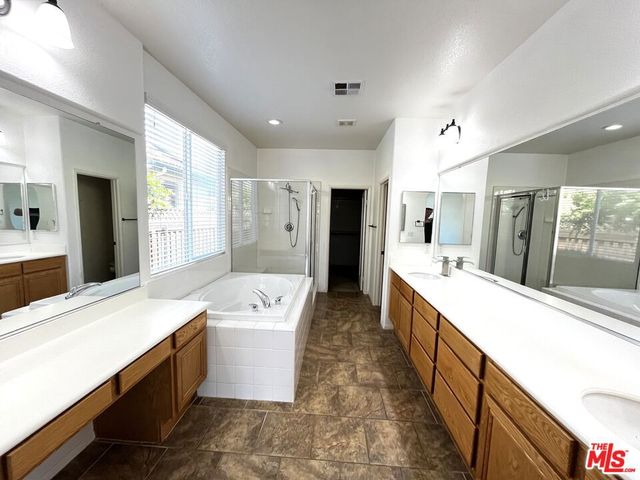 28327 Rocky Cove Drive, Menifee, CA 92585