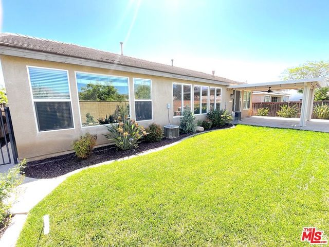 28327 Rocky Cove Drive, Menifee, CA 92585