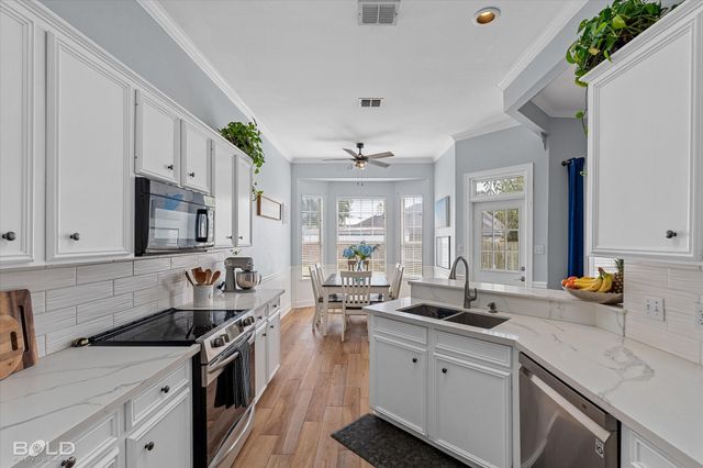 6020 Applegate Circle, Bossier City, LA 71111