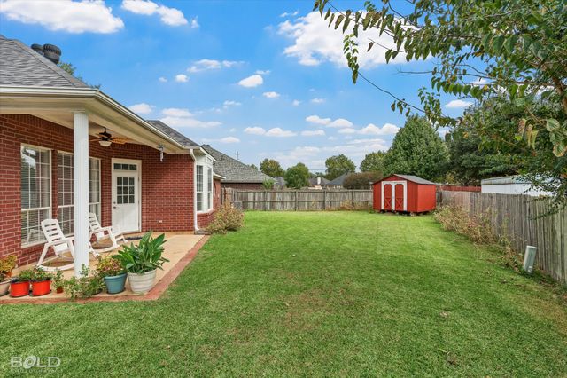 6020 Applegate Circle, Bossier City, LA 71111