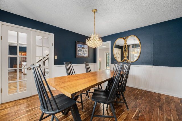 1609 7th St NW, Minot, ND 58703