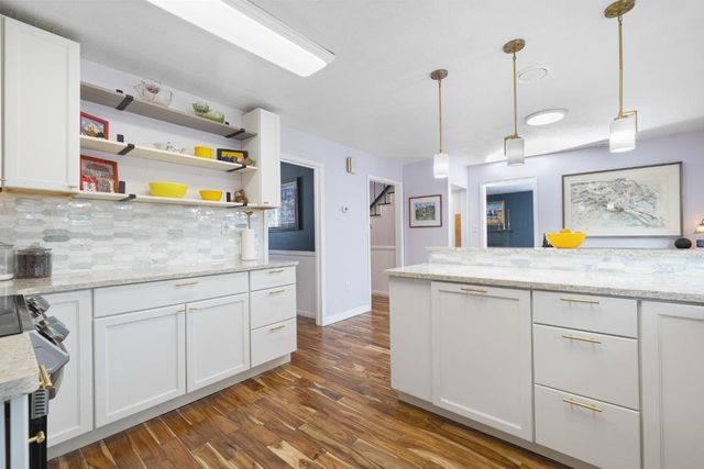 1609 7th St NW, Minot, ND 58703