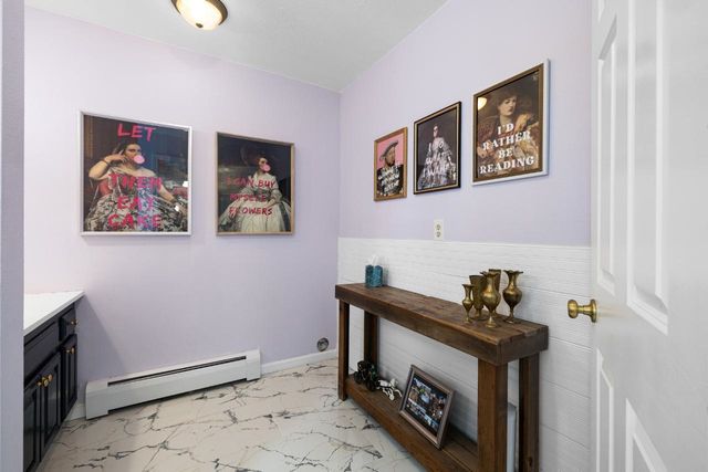 1609 7th St NW, Minot, ND 58703