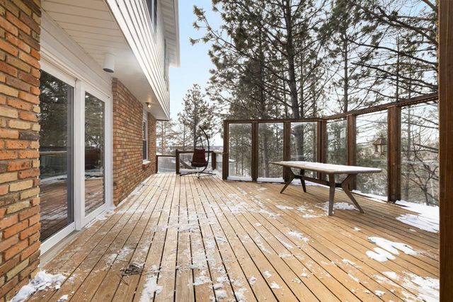 1609 7th St NW, Minot, ND 58703