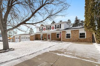 1609 7th St NW, Minot, ND 58703