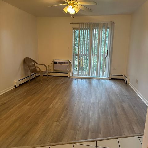 2100 Light Road 212, Oswego, IL 60543