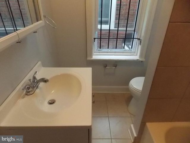 5105 RACE ST, Philadelphia, PA 19139