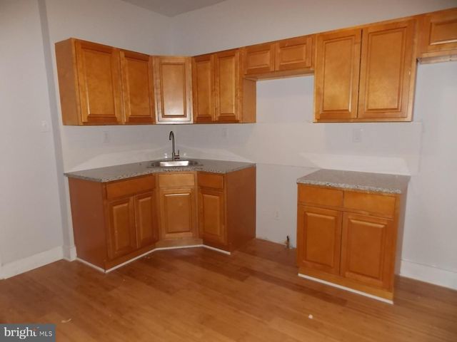 5105 RACE ST, Philadelphia, PA 19139