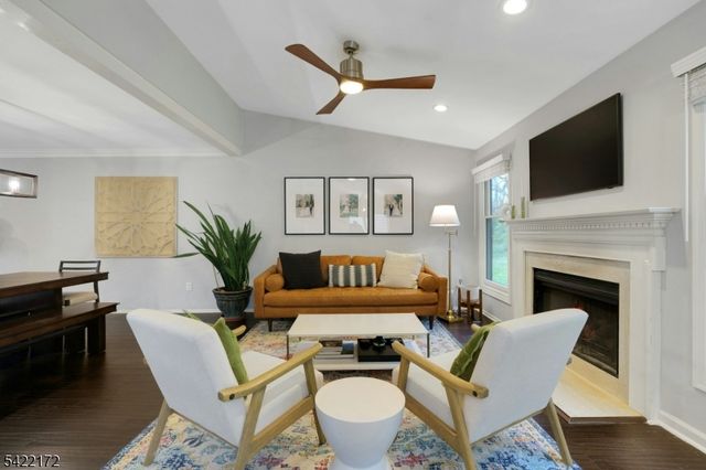 9 FOREST DALE DR, Harding Twp., NJ 07960