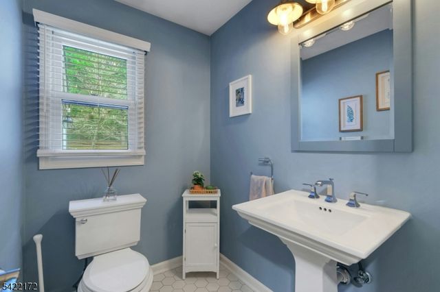 9 FOREST DALE DR, Harding Twp., NJ 07960