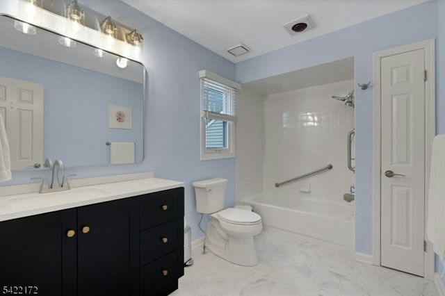 9 FOREST DALE DR, Harding Twp., NJ 07960