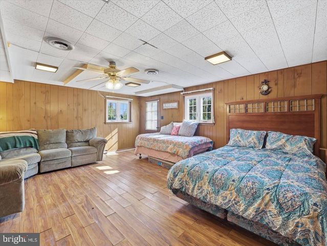 515 HAMILTON AVE, Waynesboro, PA 17268