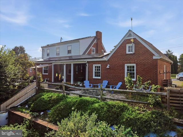 515 HAMILTON AVE, Waynesboro, PA 17268