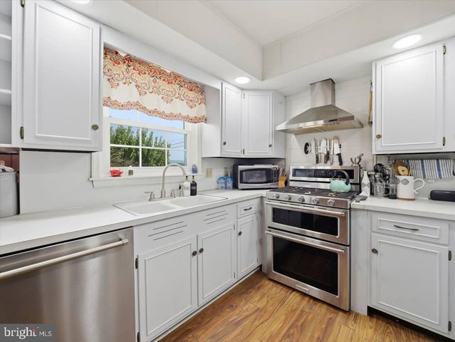 515 HAMILTON AVE, Waynesboro, PA 17268