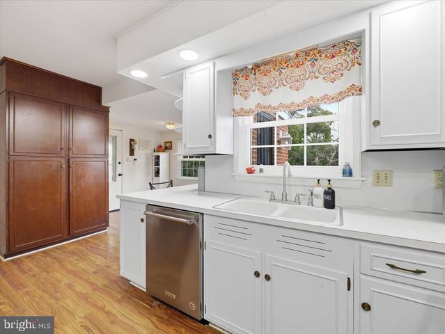 515 HAMILTON AVE, Waynesboro, PA 17268