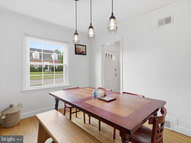 515 HAMILTON AVE, Waynesboro, PA 17268