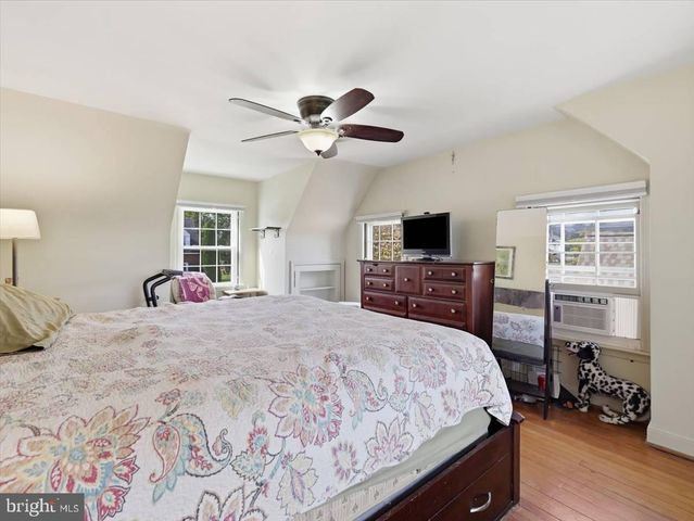515 HAMILTON AVE, Waynesboro, PA 17268