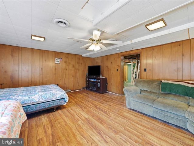 515 HAMILTON AVE, Waynesboro, PA 17268