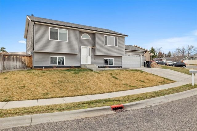 12 E Almadin Lane, Billings, MT 59105