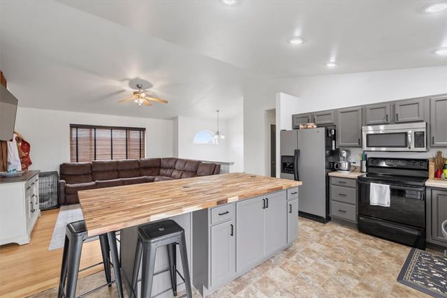 12 E Almadin Lane, Billings, MT 59105