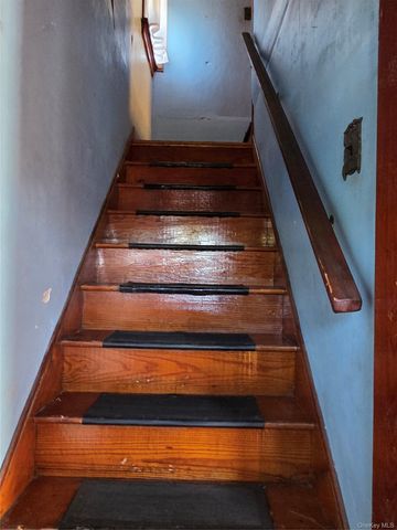 423 3rd Street, Newburgh, NY 12550