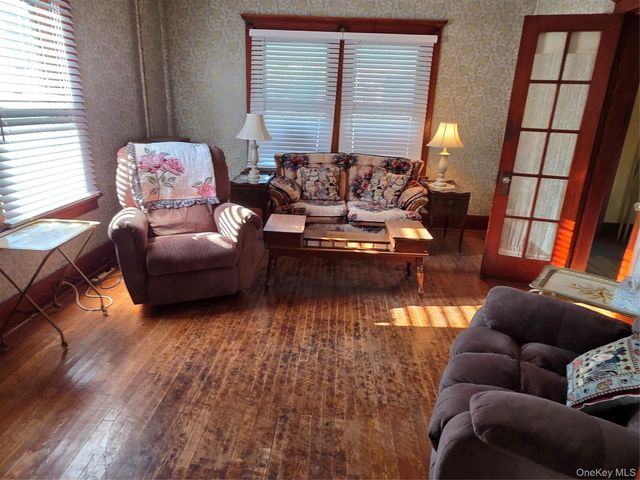 423 3rd Street, Newburgh, NY 12550