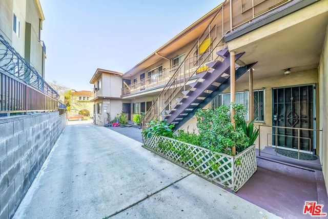 838 S Gramercy Place, Los Angeles, CA 90005