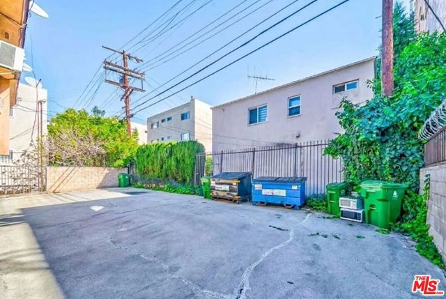 838 S Gramercy Place, Los Angeles, CA 90005