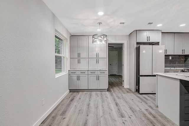 7424 Van Natta Lane, Fort Worth, TX 76112