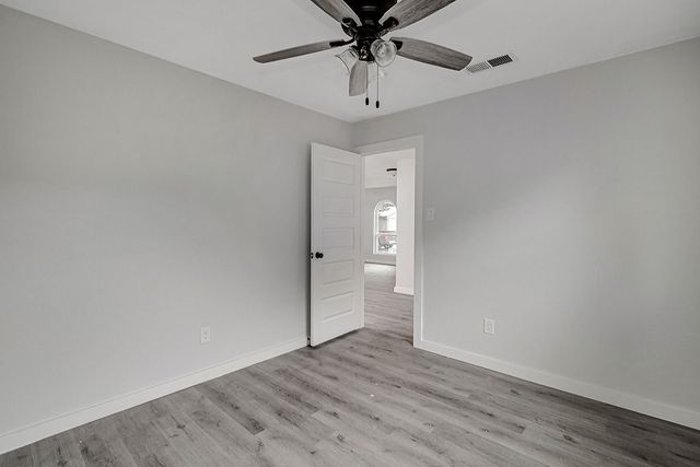 7424 Van Natta Lane, Fort Worth, TX 76112