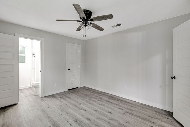 7424 Van Natta Lane, Fort Worth, TX 76112
