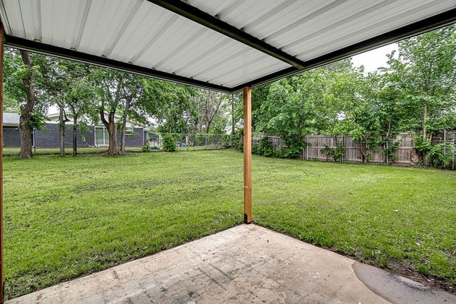 7424 Van Natta Lane, Fort Worth, TX 76112